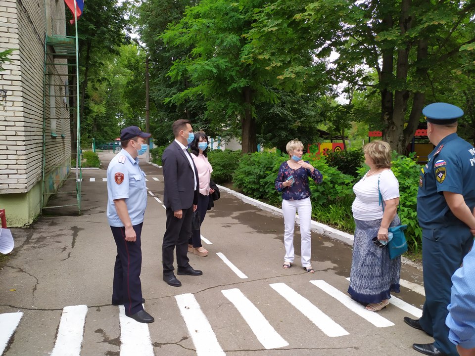 Тульская приемка. Приемка школ Донской Тульская фото. Приемка школы 23 в 1998 году Краснотурьинска. Участники приемки фото.