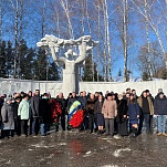 Депутаты приняли участие в памятном митинге, посвященном Дню защитника Отечества 