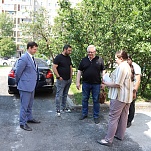 Владимир Абакумов принял участие в приемке благоустроенного по «Нашему городу» объекта 