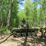 Реконструкция эпизода боевых действий времен войны в парке им.П.П.Белоусова