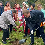 Депутаты приняли участие в экомарафоне