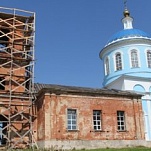 В храме Покрова Пресвятой Богородицы в селе Романово впервые за последние полвека прошло таинство крещения и венчания