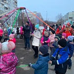 В Зареченском округе прошли масленичные гуляния