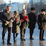 Празднование годовщины обороны Тулы началось с возложения к Вечному огню