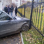 Повредил в ДТП дорожное ограждение – плати