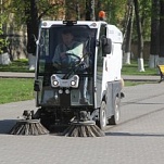 В уборке городских улиц было задействовано 159 человек и 51 единица техники