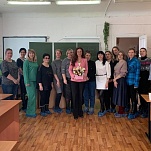 Дарья Герасимова организовала праздничную встречу с родительскими комитетами