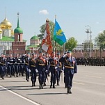 В Туле прошел парад в честь Дня Победы