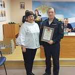 Инна Шевелева поздравила сотрудников отдела полиции «Привокзальный» 