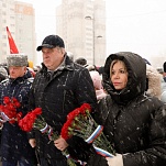 Ольга Слюсарева и городские депутаты приняли участие в памятном митинге