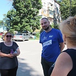 Никита Бурвиков принял участие в сборе гуманитарной помощи для военнослужащих